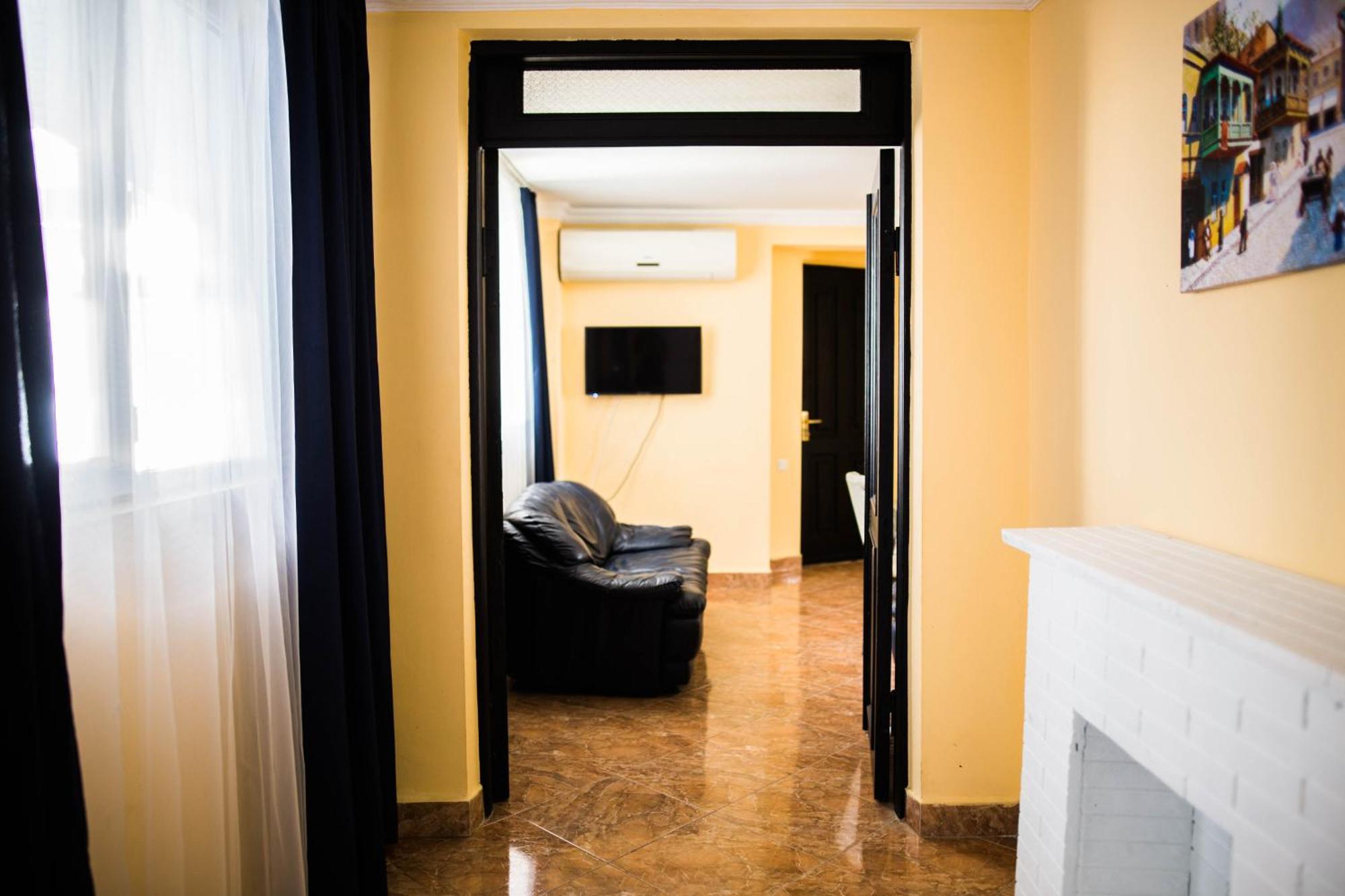 Central Apart-Hotel Batumi Rom bilde